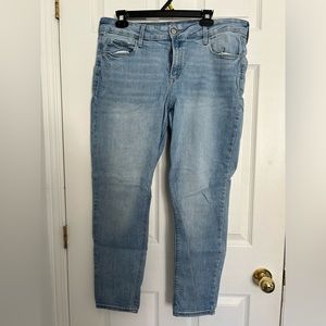 Light Wash Skinny Jeans